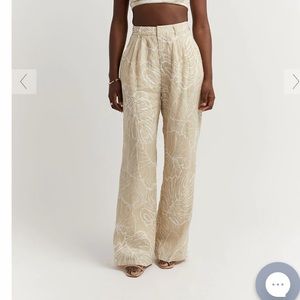 White/beige Palm print Linen Pant